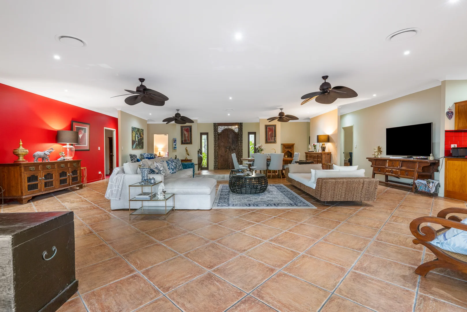 Additional image 7 of 72 Sir Bruce Small Boulevard, Benowa Waters QLD 4217