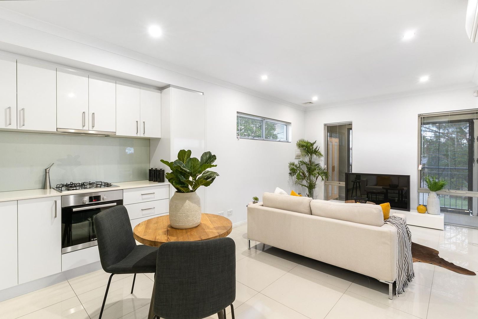 2 bedrooms Apartment / Unit / Flat in 8/41 Wesley Street BALCATTA WA, 6021