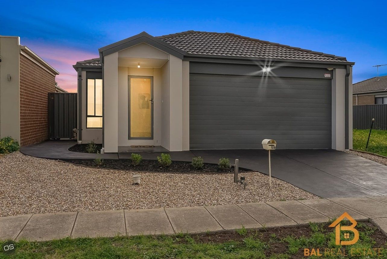 19 Samaria Street, Tarneit VIC 3029, Image 0