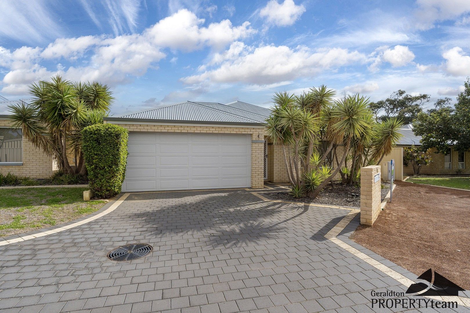 4 bedrooms House in 33A Cairncross Street BERESFORD WA, 6530