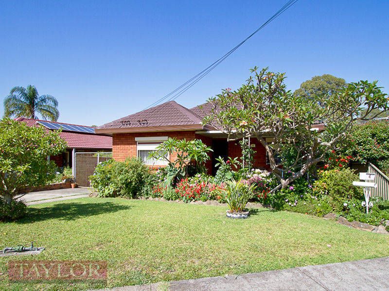 4 Teague Street, Girraween NSW 2145, Image 0