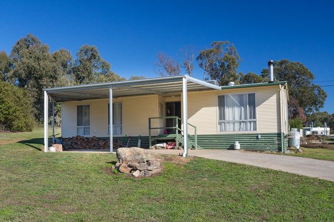 Picture of 11 Cross Ave, DARTMOUTH VIC 3701