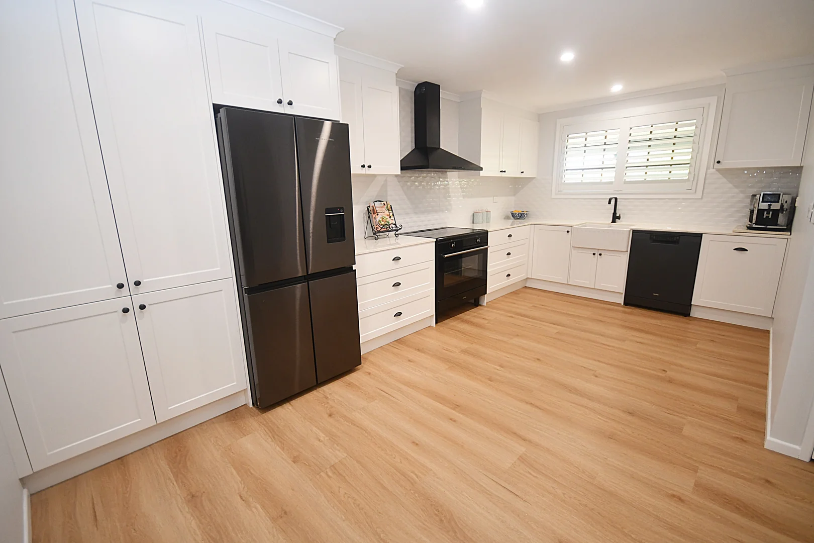 Additional image 6 of 19 South Street, Urangan QLD 4655