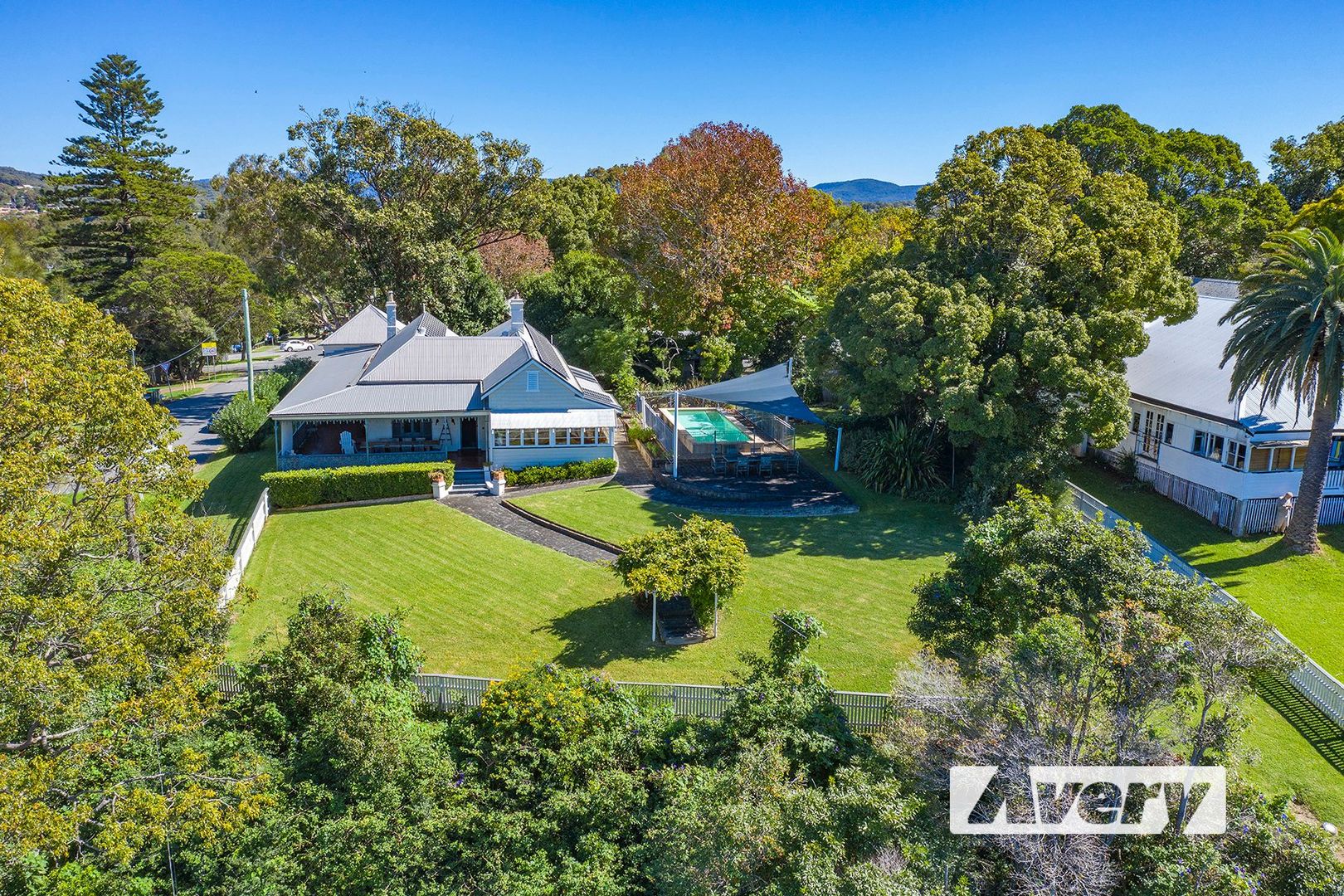 32 Renwick Street, Toronto Property History & Address Research Domain