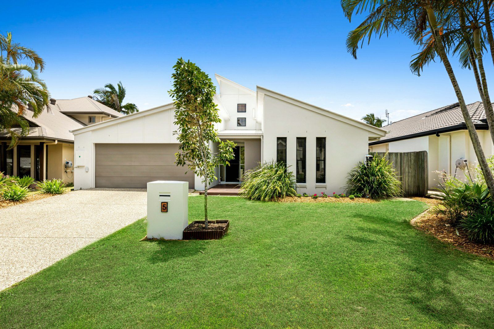 5 Pampling Place, Twin Waters QLD 4564 Domain