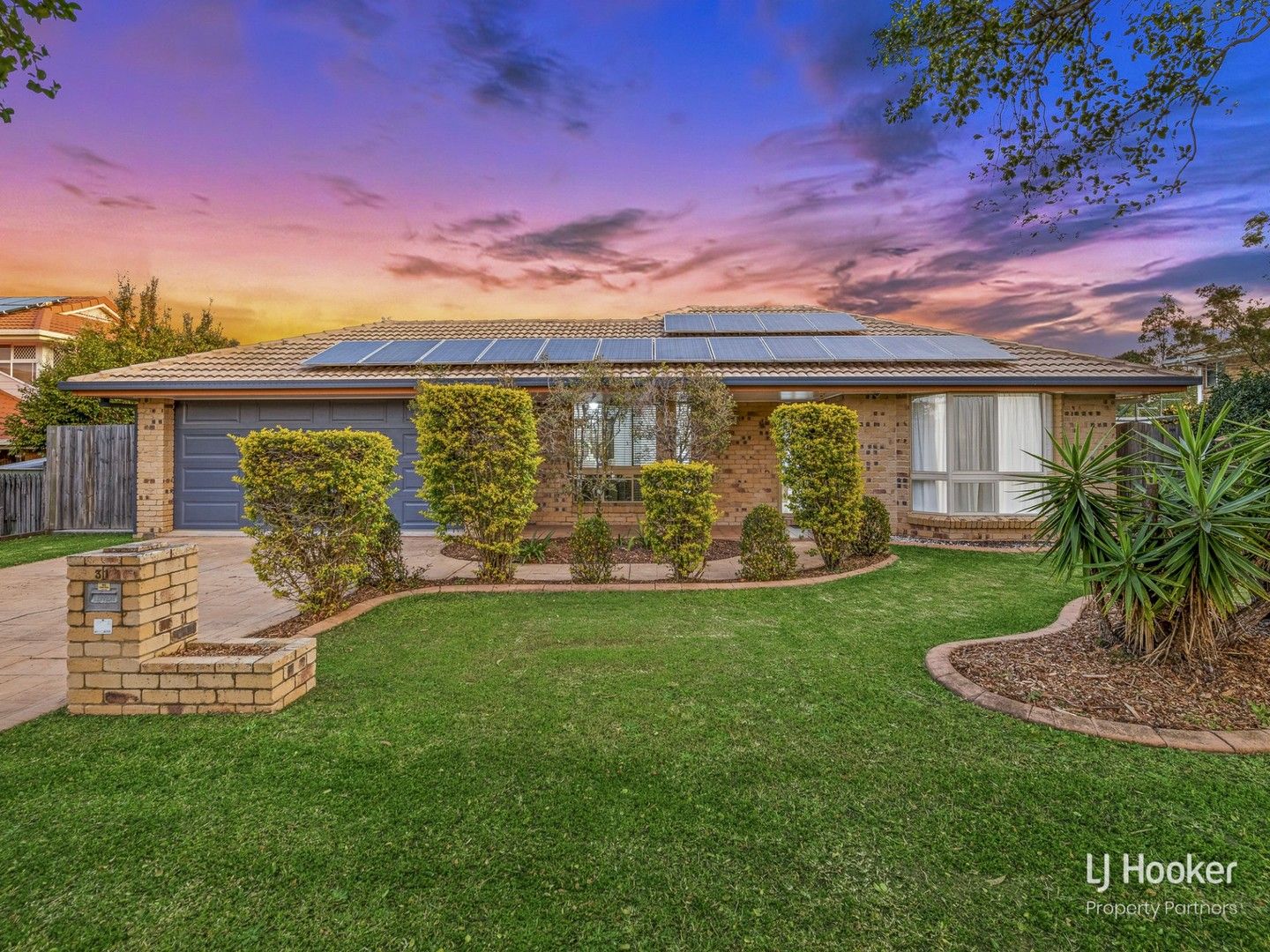 31 Gagarra Street, Eight Mile Plains QLD 4113, Image 0