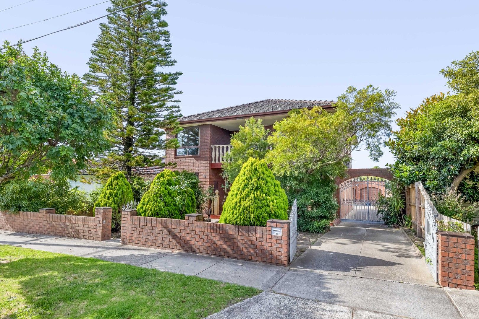 10 Josephine Grove, Preston VIC 3072 House For Rent 900 Domain