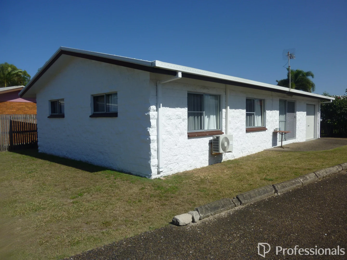 Additional image 2 of 1 & 2/16 Yaralla Avenue, East Mackay QLD 4740