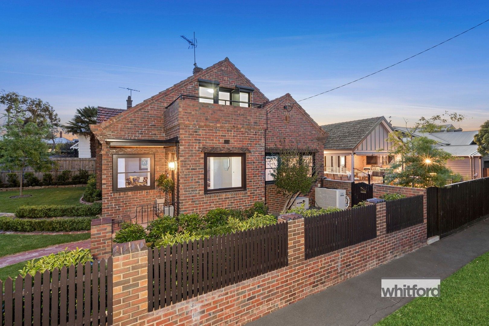 7 coquette 2025 street geelong west