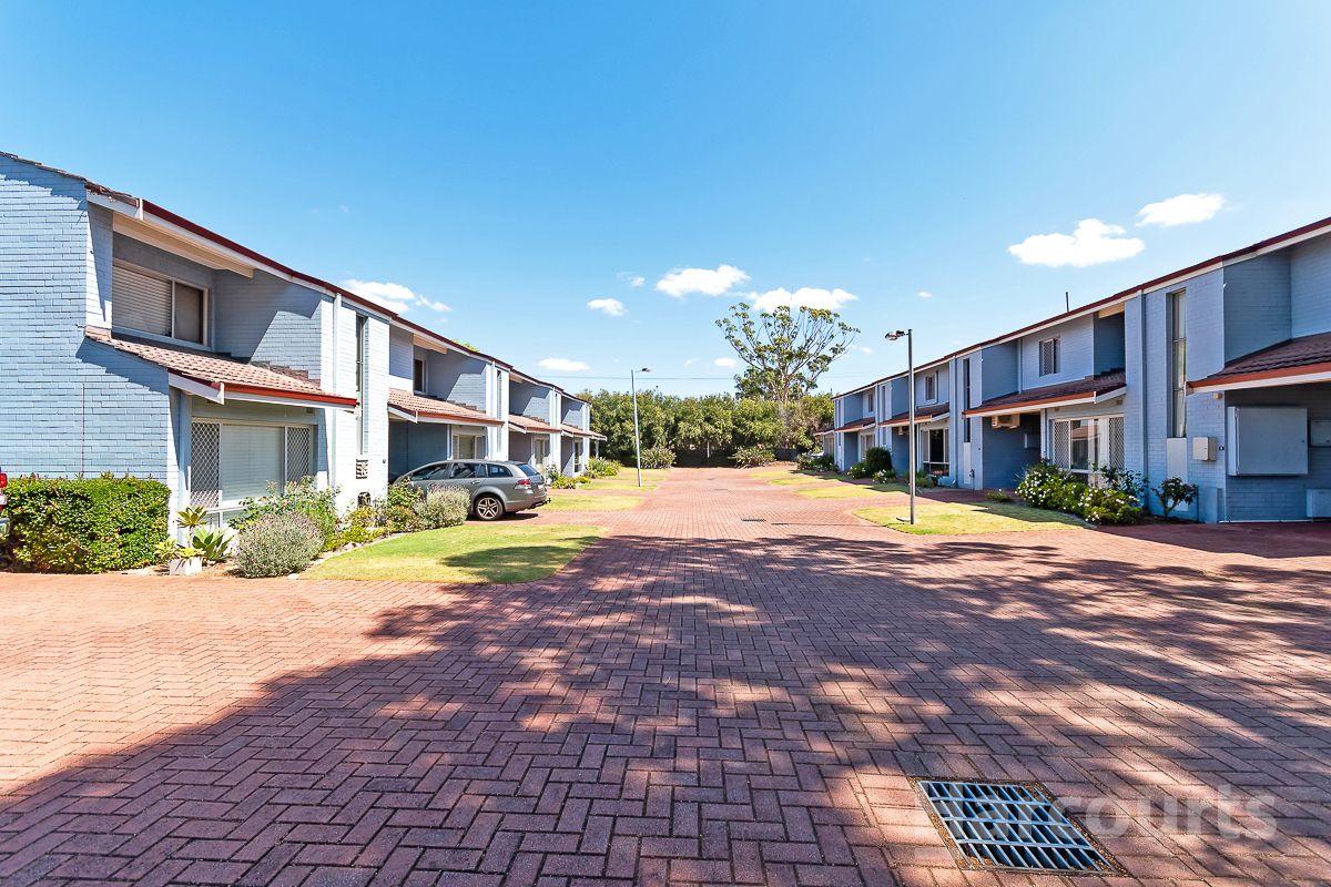 4/71 Tendring Way, Girrawheen WA 6064, Image 1