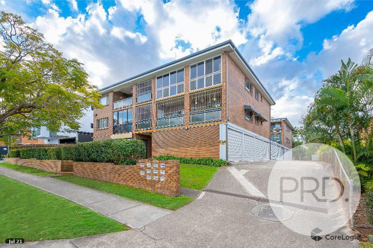 2 bedrooms Apartment / Unit / Flat in 8/28 Gellibrand Street CLAYFIELD QLD, 4011