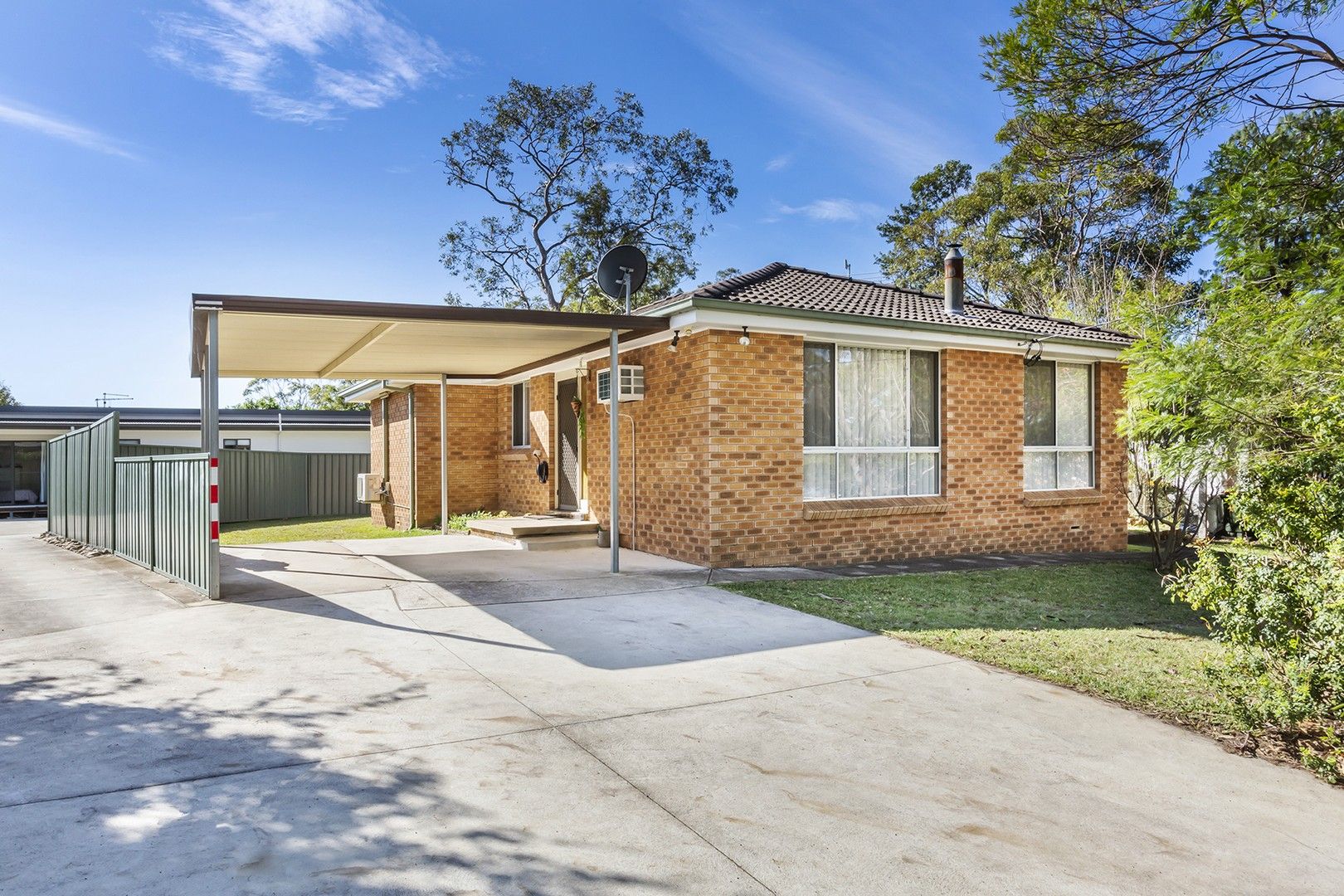 5 bedrooms House in 28 & 28a Park Road SPRINGWOOD NSW, 2777