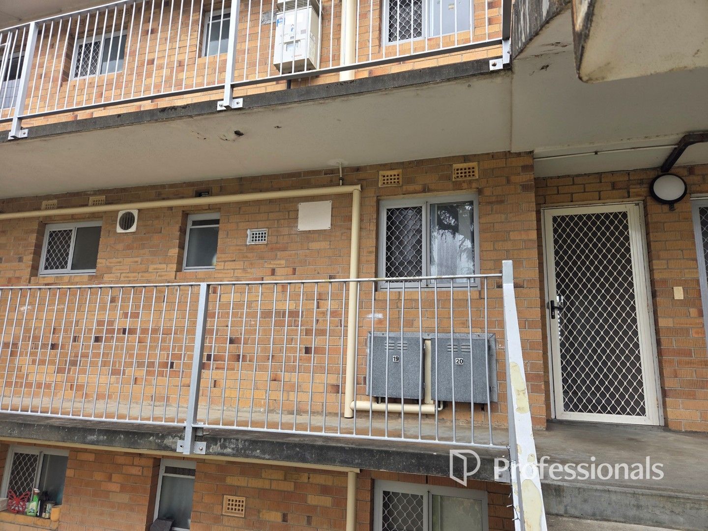 2 bedrooms House in 19/3 Wilkerson Way WITHERS WA, 6230