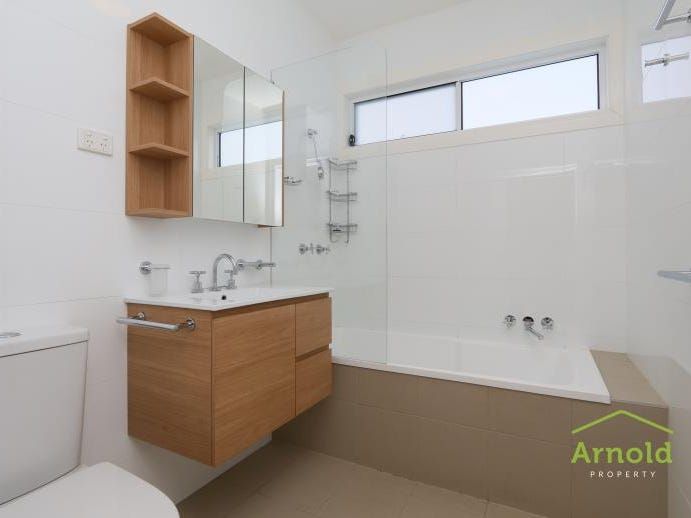 2 bedrooms House in 97 Teralba Road ADAMSTOWN NSW, 2289