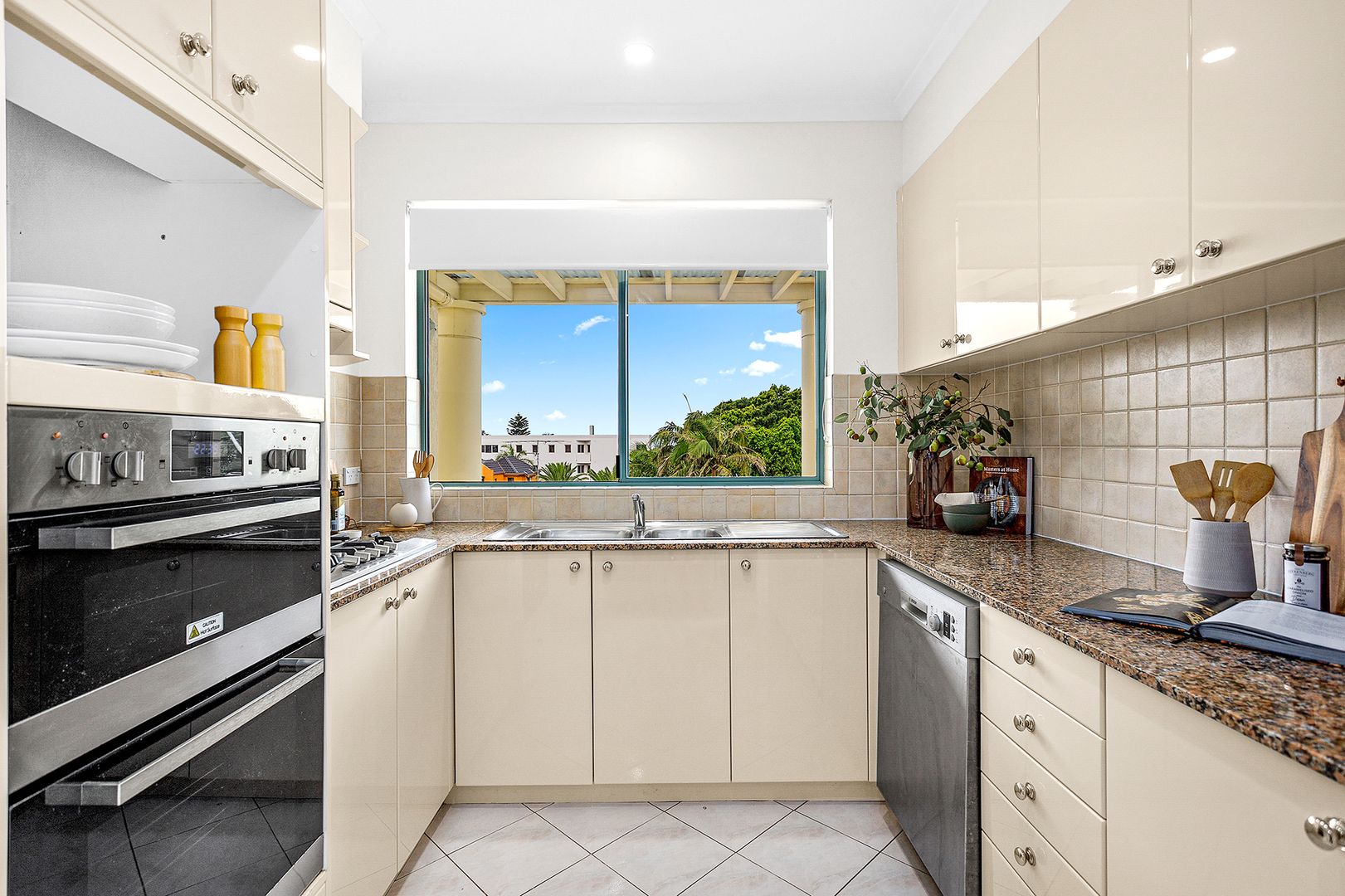 14/2 Pleasant Avenue, North Wollongong NSW 2500, Image 2