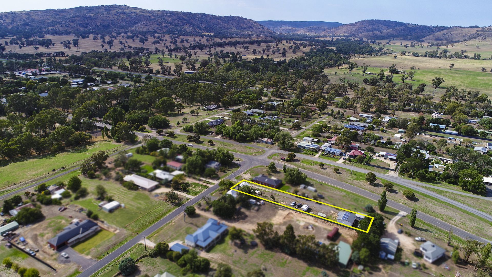 3 Hughes Street, Avenel VIC 3664 Domain