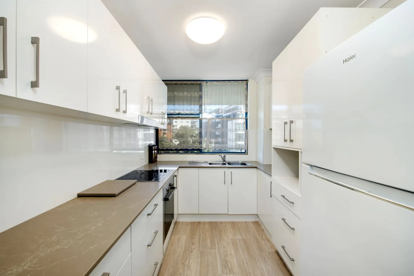 Apartment in The Entrance - View 3