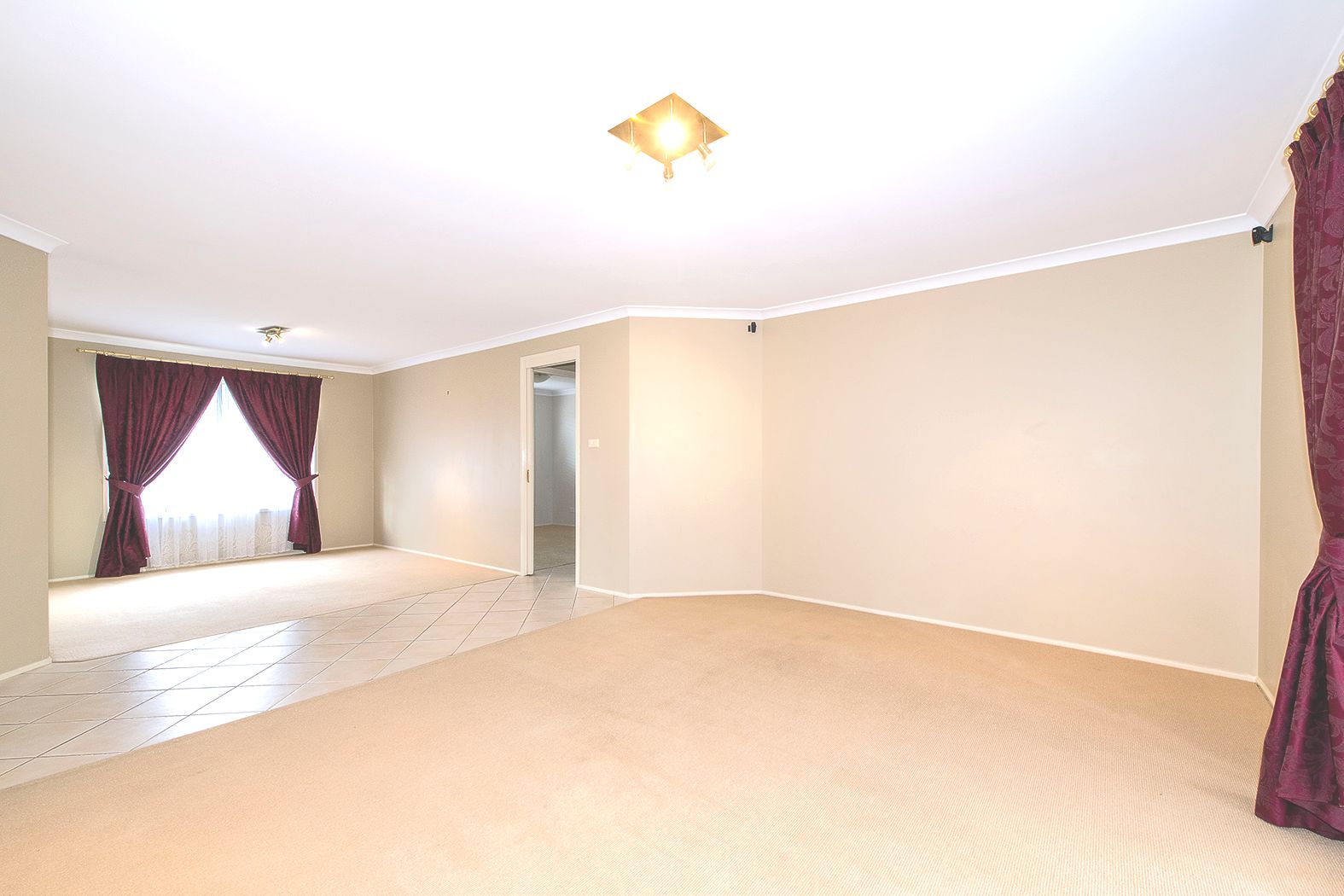 16 Roseville Terrace, Glenmore Park NSW 2745, Image 2