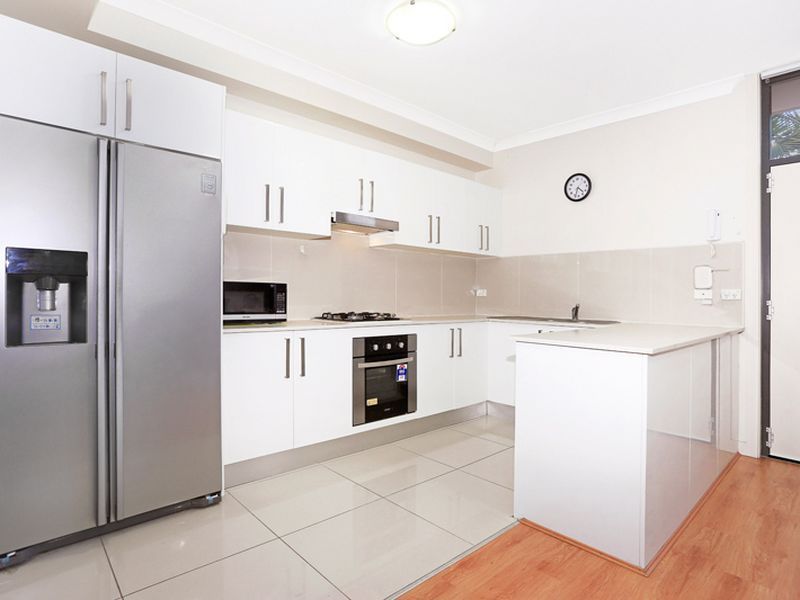 8/21 St. Ann Street, MERRYLANDS NSW 2160, Image 2