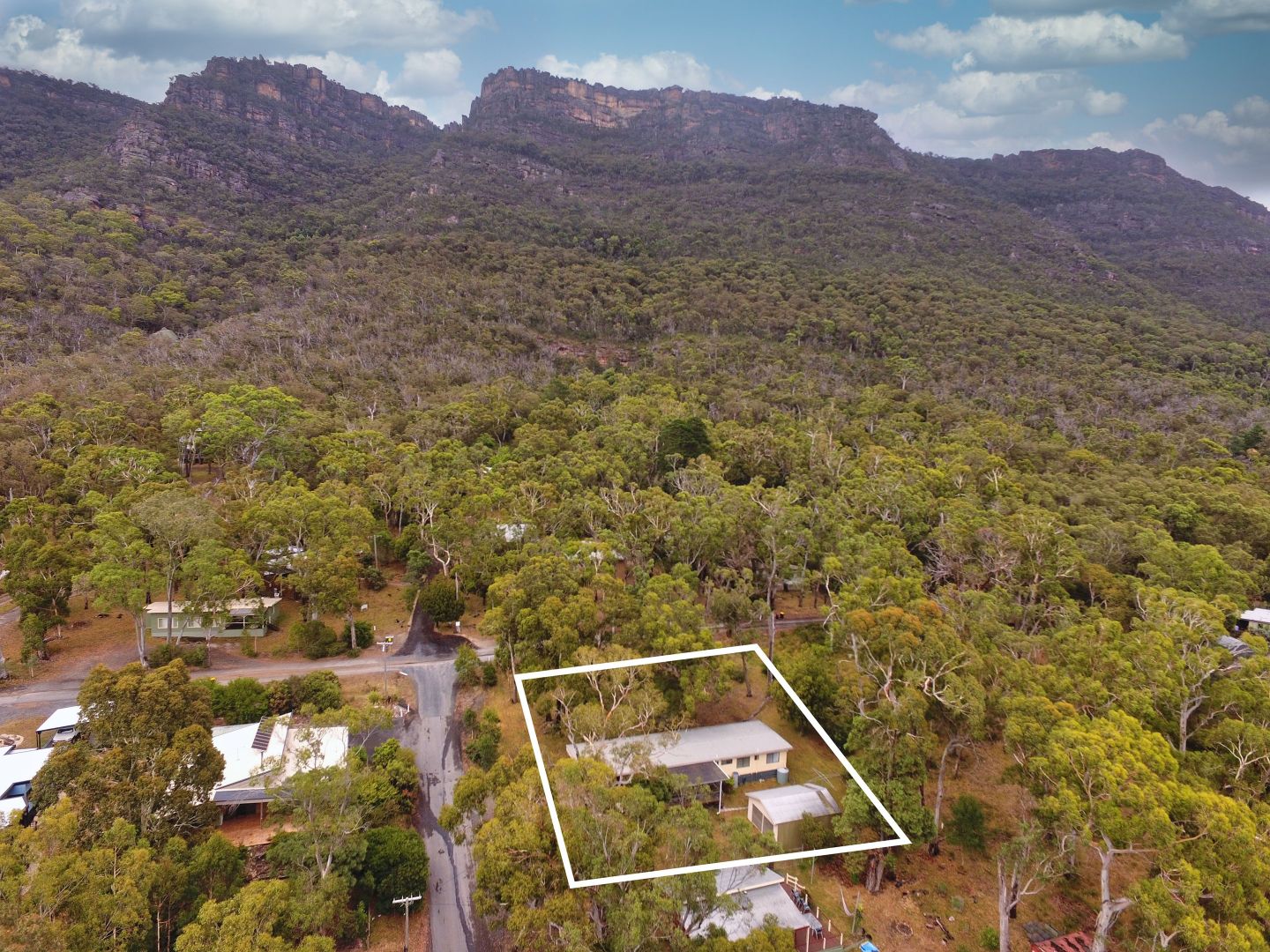 10 Young Road, Halls Gap VIC 3381, Image 2