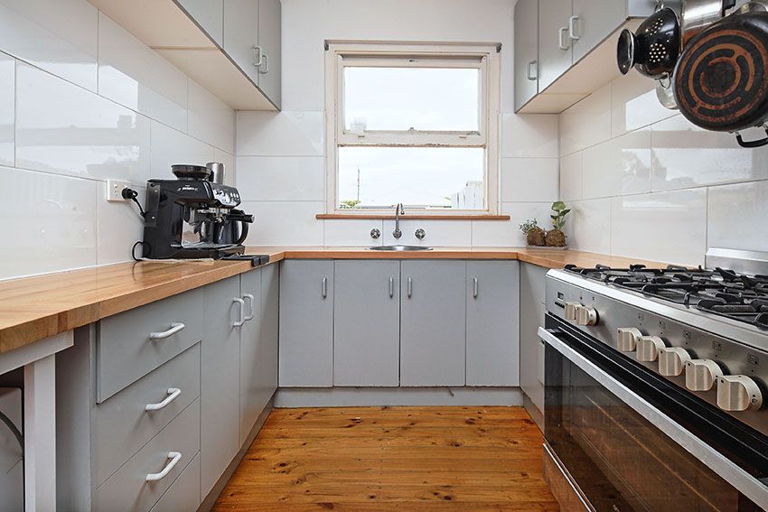 3 bedrooms House in 16 Kooringa Street TAPEROO SA, 5017