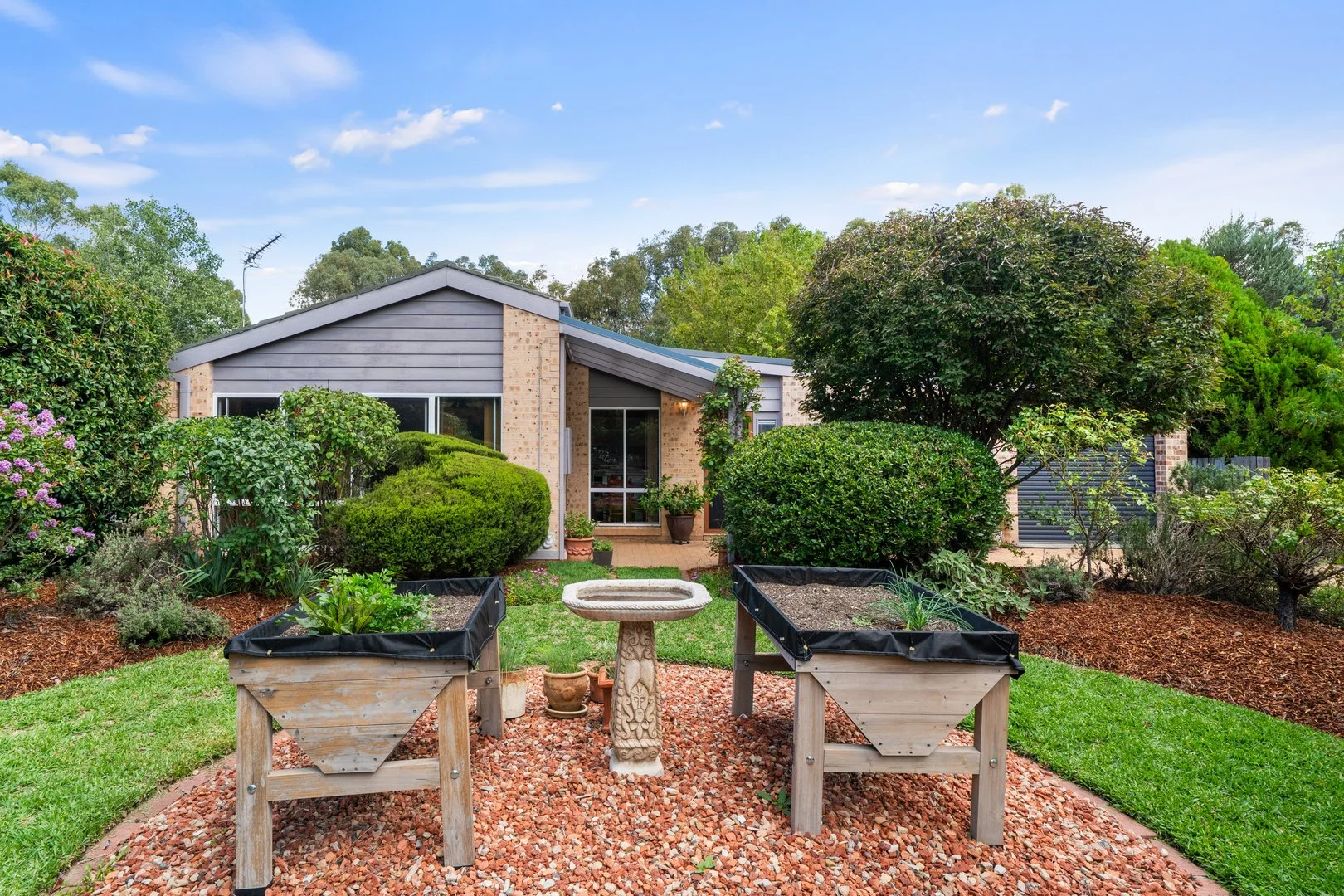 34 House Circuit, Banks ACT 2906