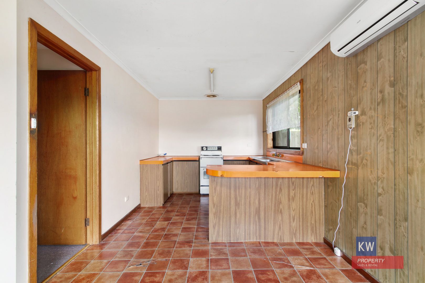 Unit 1-2/117 Vincent Rd, Morwell VIC 3840, Image 2