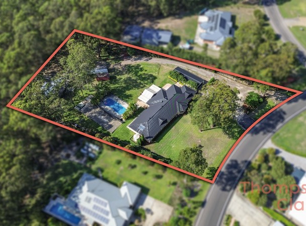 2 Honeyeater Place, Thornton NSW 2322