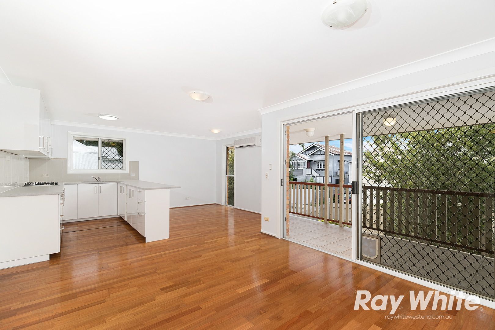 3 bedrooms Apartment / Unit / Flat in 1/26 Raven Street WEST END QLD, 4101