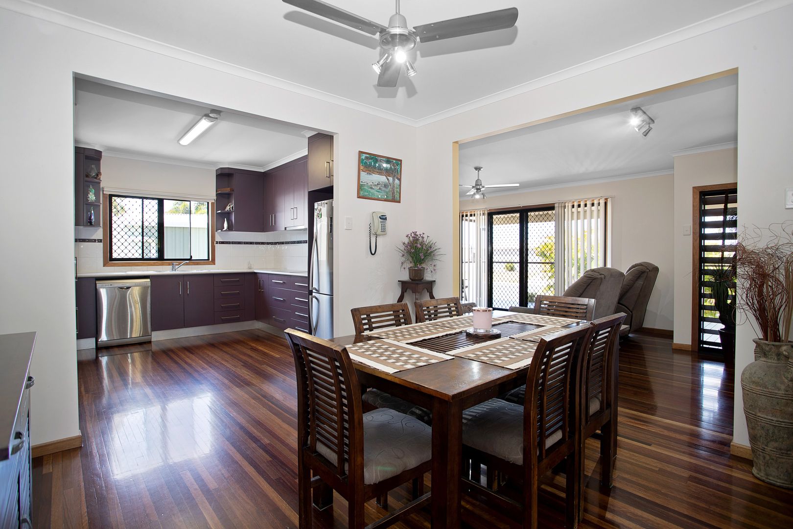 2 Joyce Court, Mcewens Beach QLD 4740, Image 2