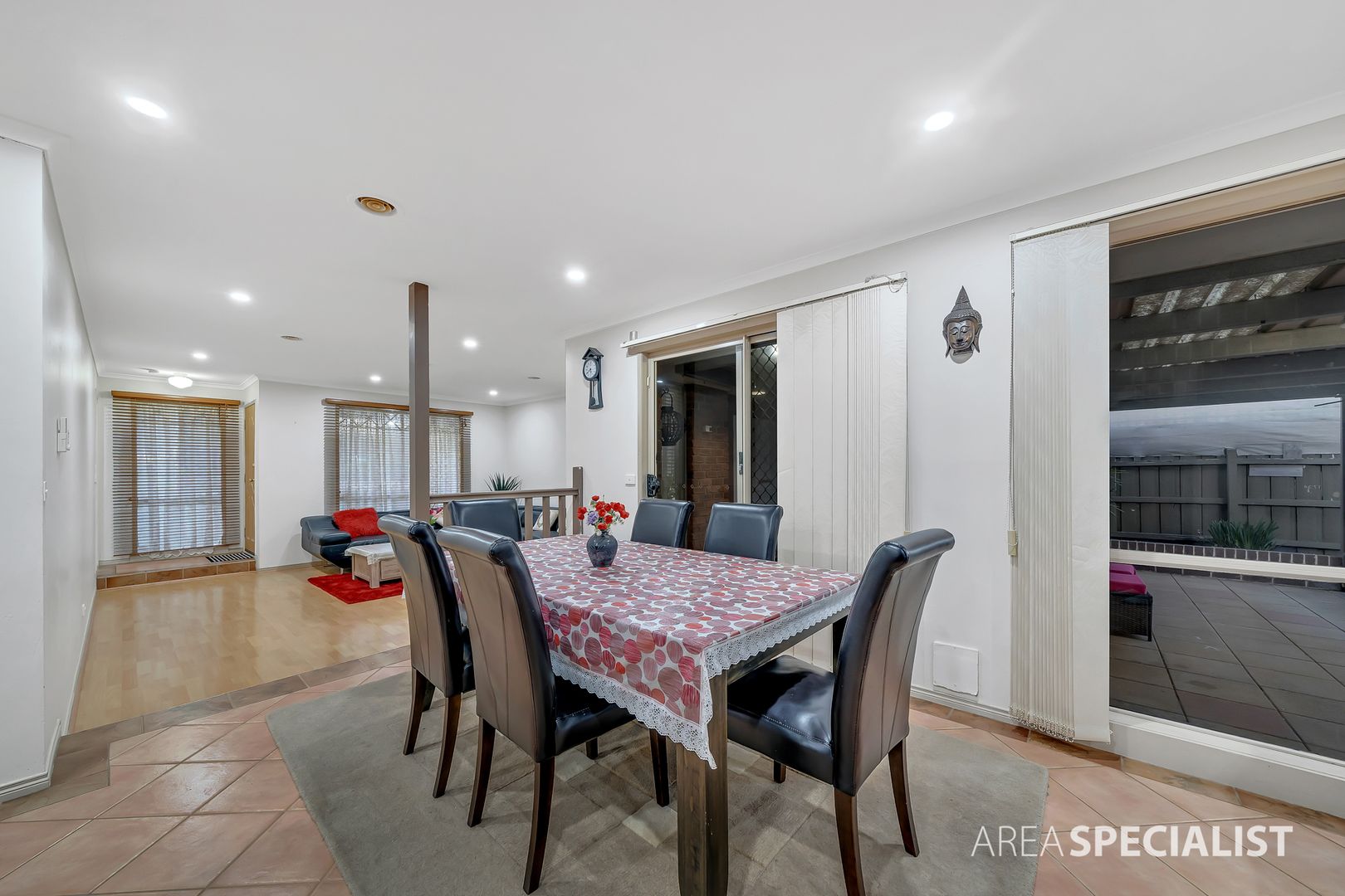 36 Bates Street, Cranbourne West VIC 3977, Image 2