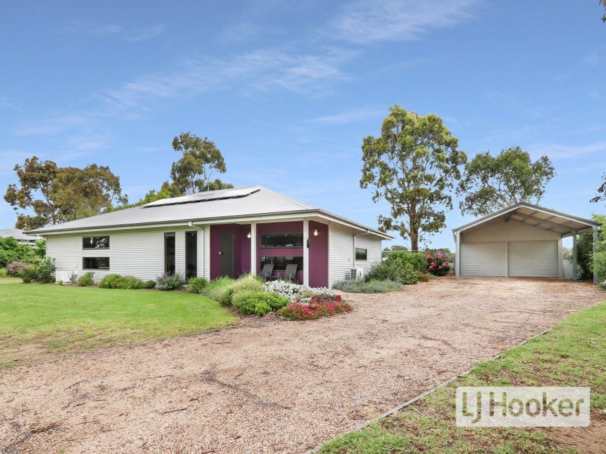 4 Lake Haven Avenue, Newlands Arm VIC 3875, Image 0