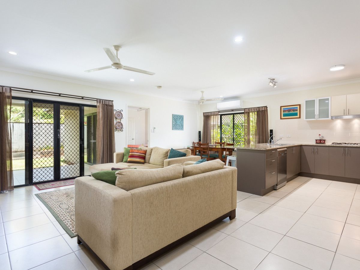 15 Hatch Close, Trinity Beach QLD 4879, Image 1