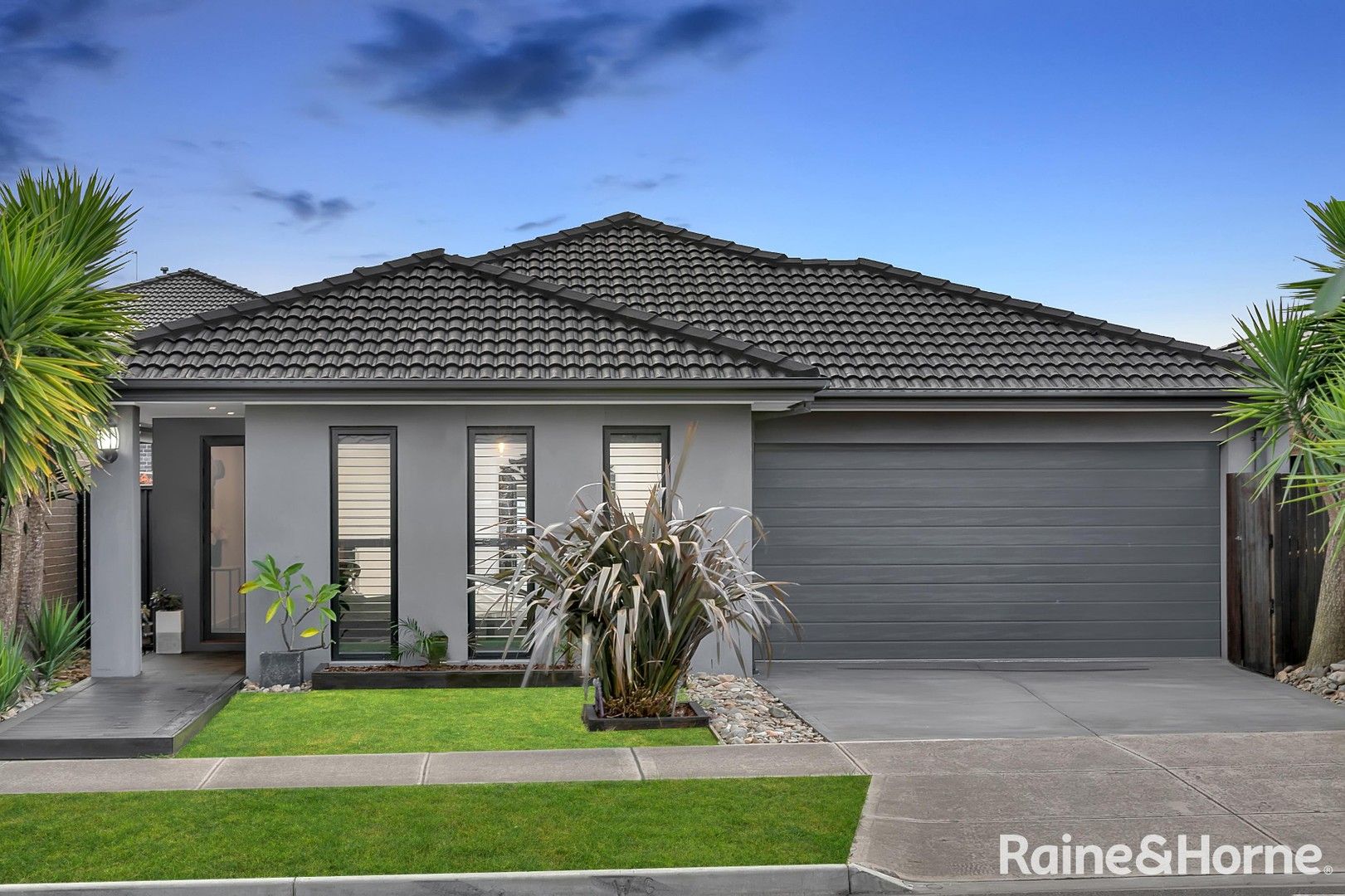 3 bedrooms House in 22 Vanin Street WOLLERT VIC, 3750