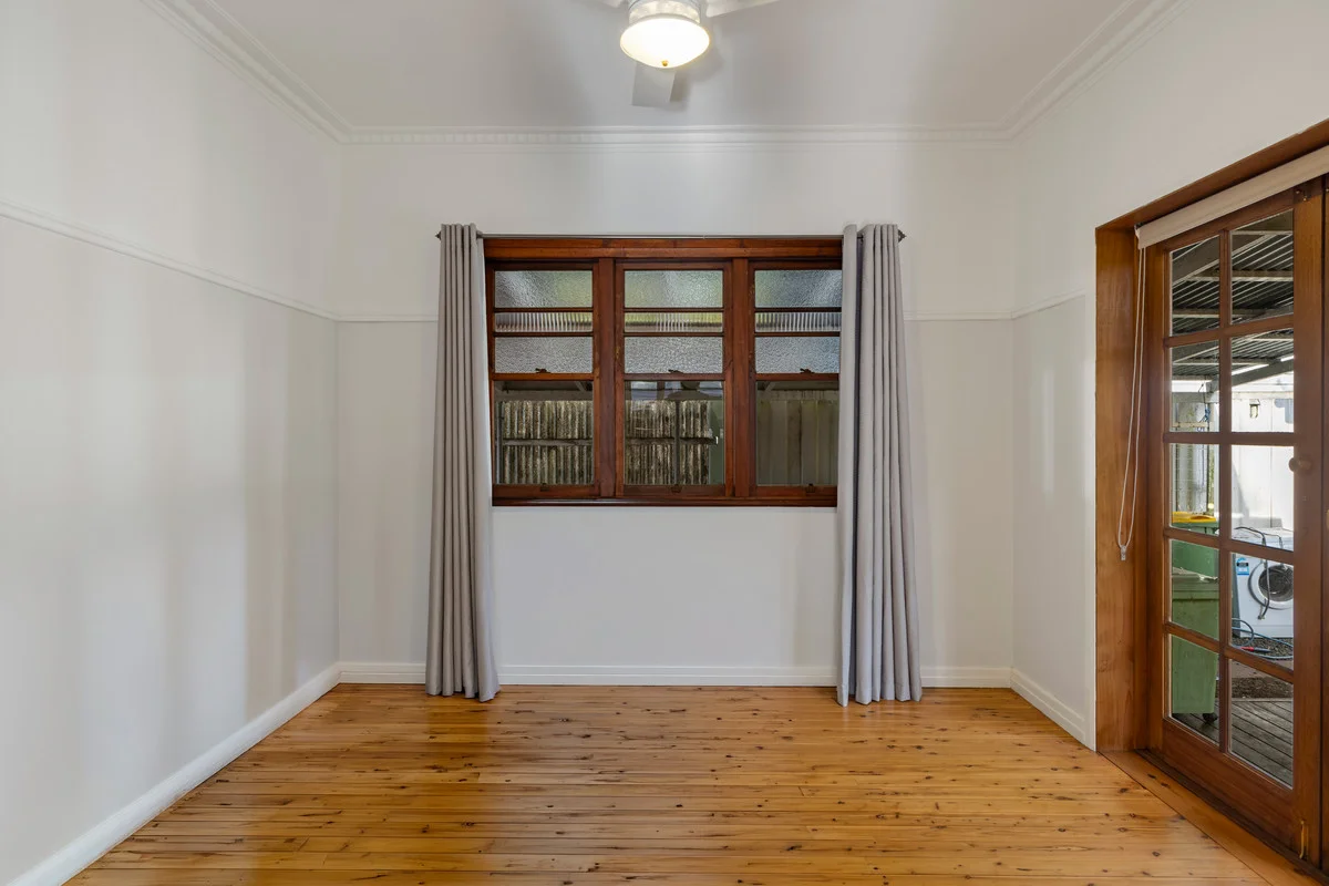 Additional image 6 of 256 Campbell Street, Newtown QLD 4350