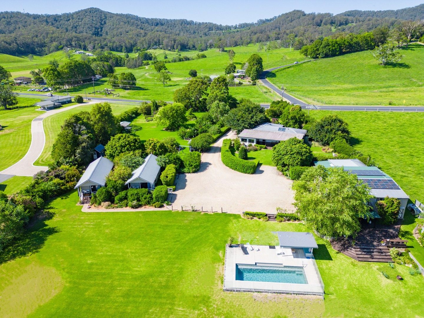 10 bedrooms Acreage / Semi-Rural in 850 Waterfall Way BELLINGEN NSW, 2454