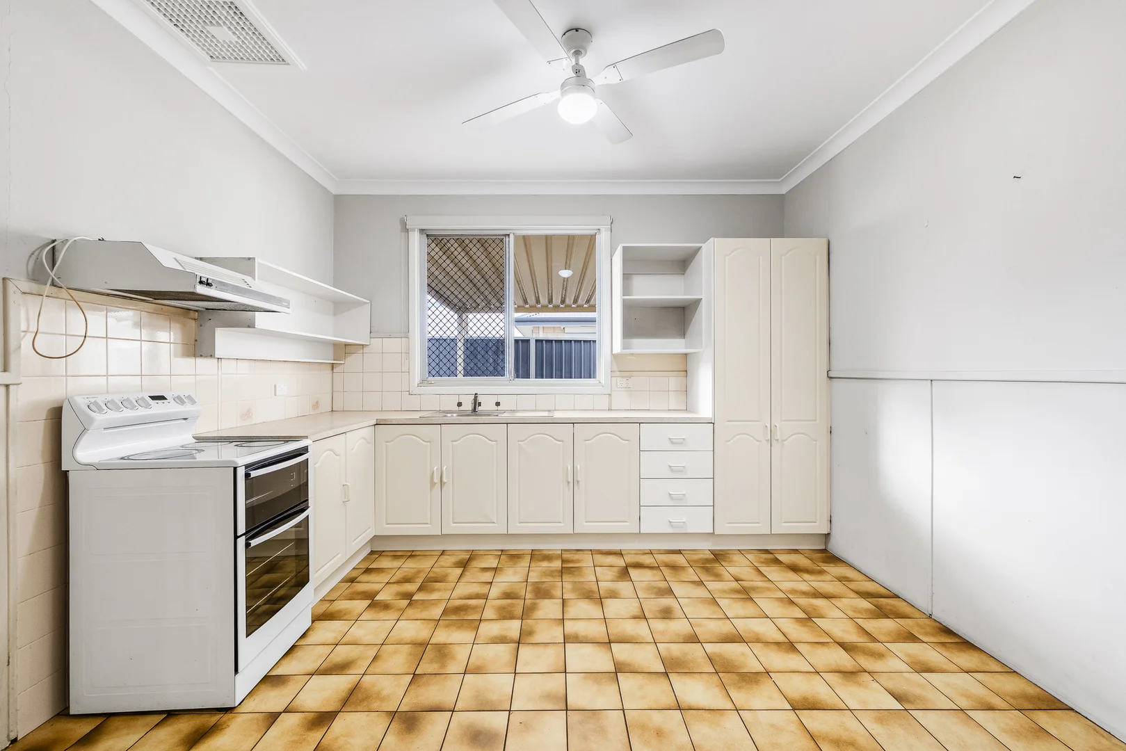 Additional image 18 of 203 Gabriel Street, Cloverdale WA 6105