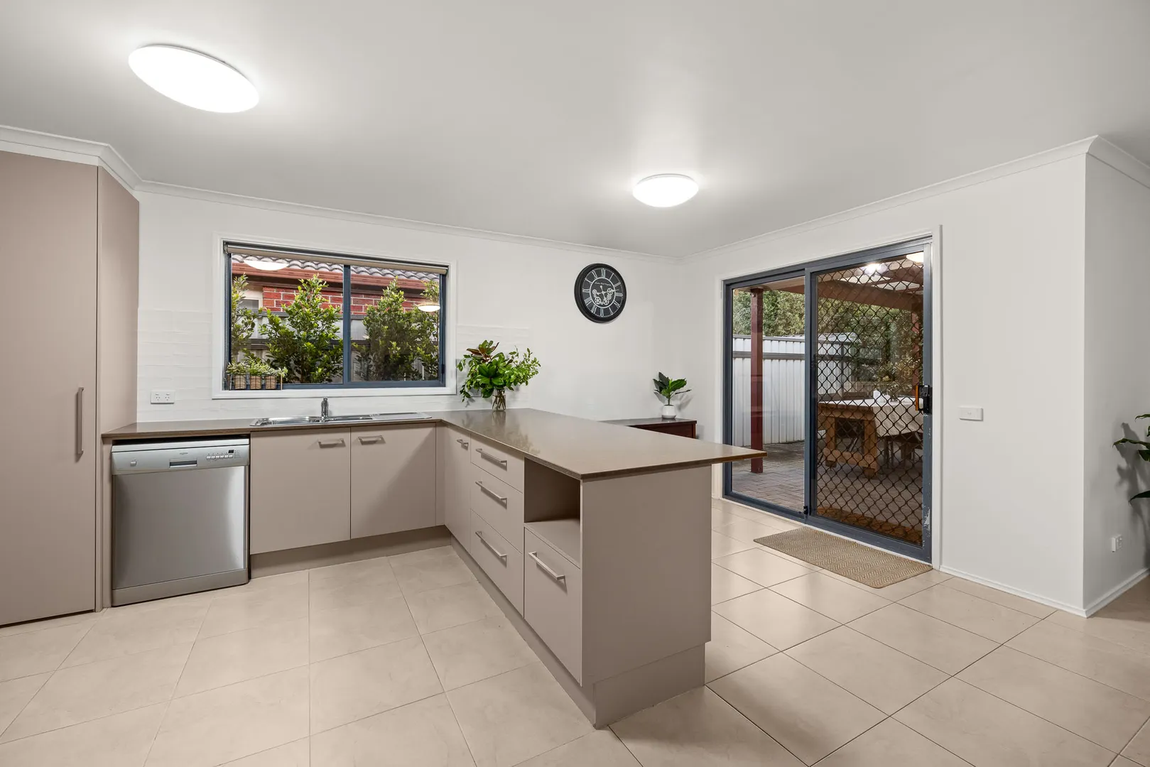 Refreshed Interiors & Relaxed Family Living - View 5