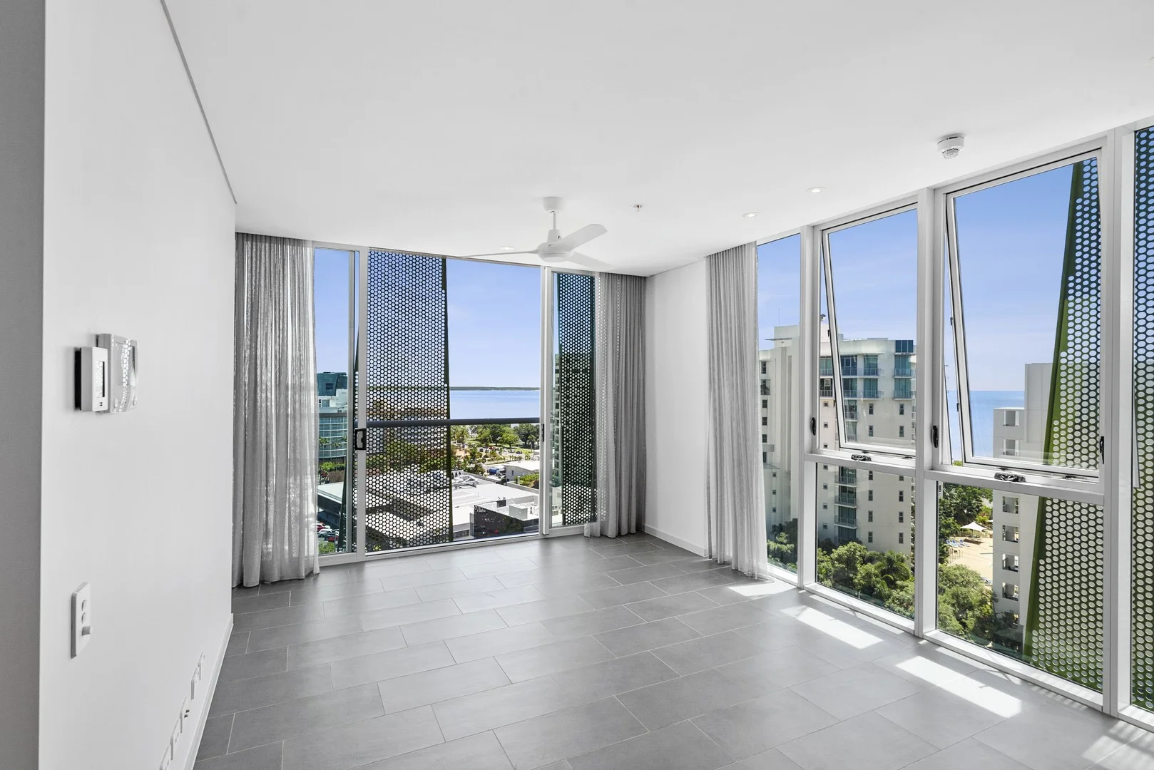 1105/163 Abbott Street, Cairns City QLD 4870