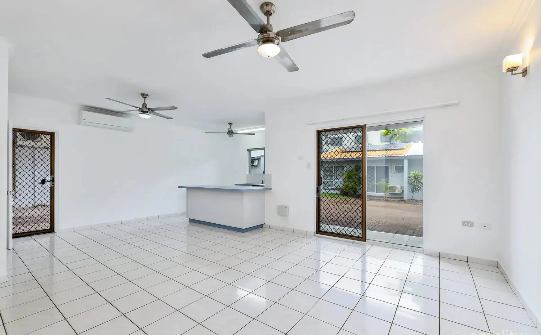 Additional image 11 of 4/15 Undoolya Street, Tiwi NT 0810