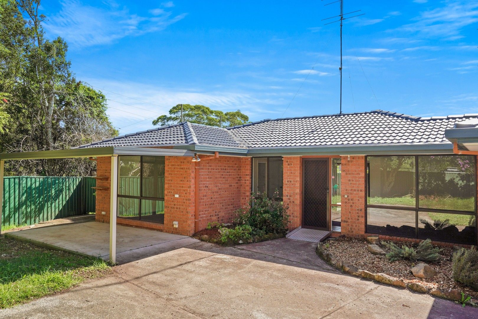 2/12 Donna Close, Lisarow NSW 2250, Image 0