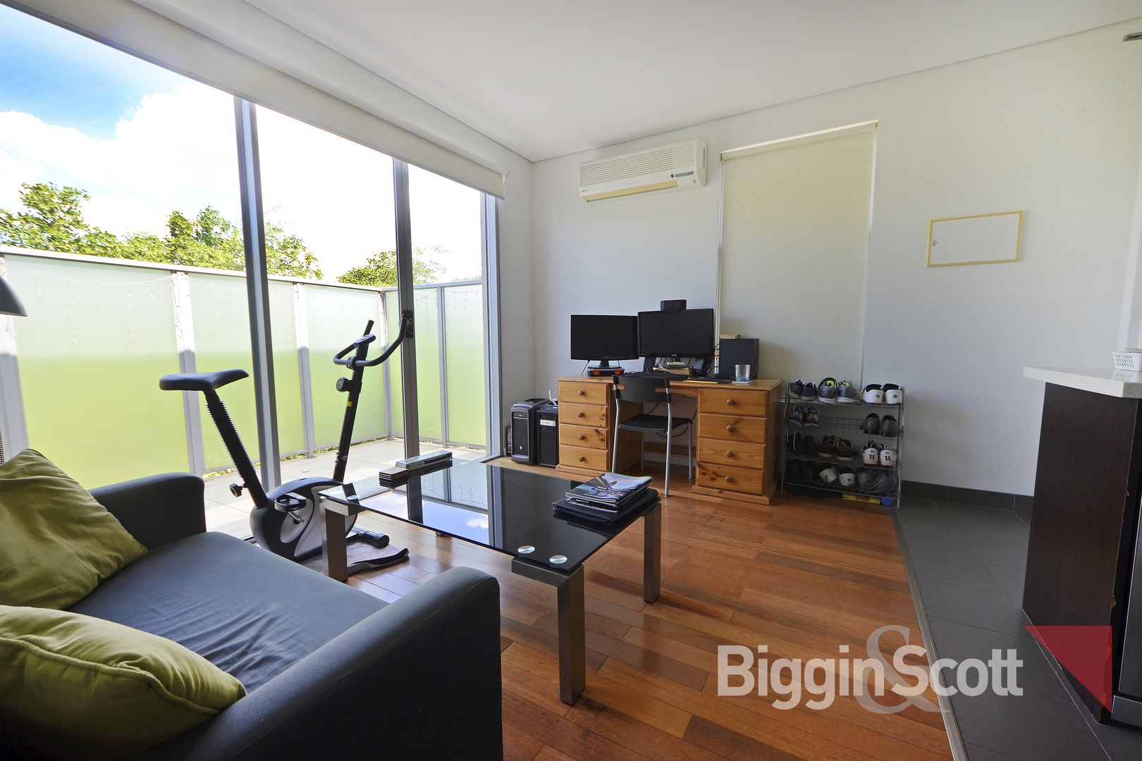 20/210 Normanby Road, Notting Hill VIC 3168, Image 2
