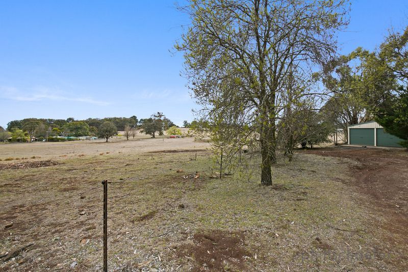 10 Kalinda Rd, Armidale NSW 2350, Image 2