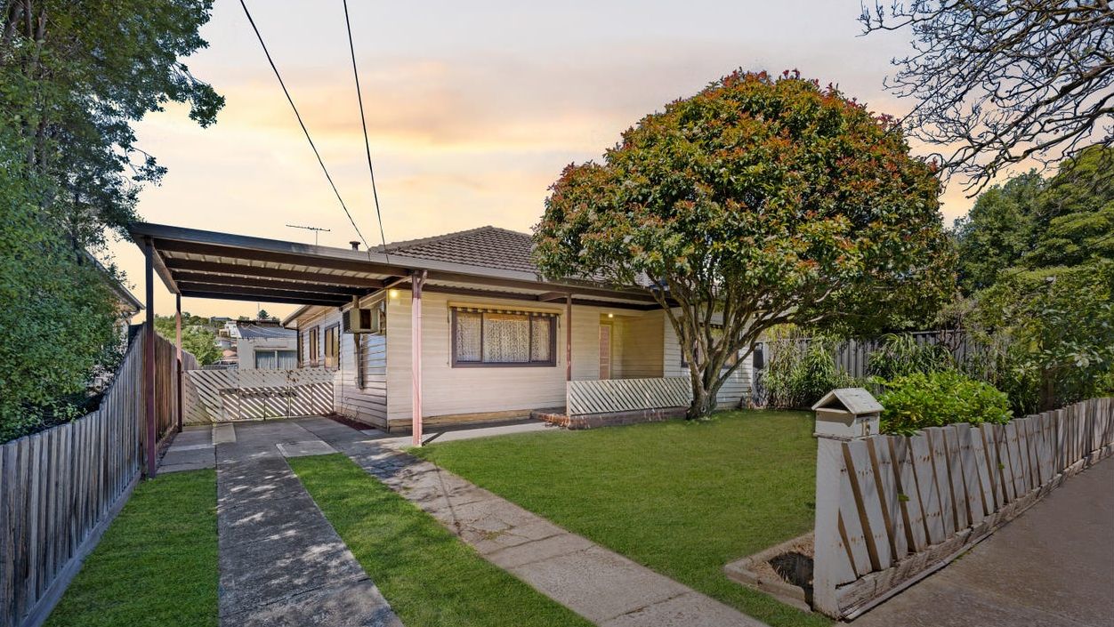 3 bedrooms House in 15 Oakland Street MARIBYRNONG VIC, 3032