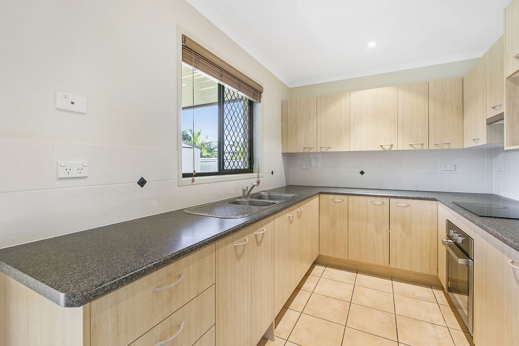 18 Hinckley Street, Manly West QLD 4179, Image 2
