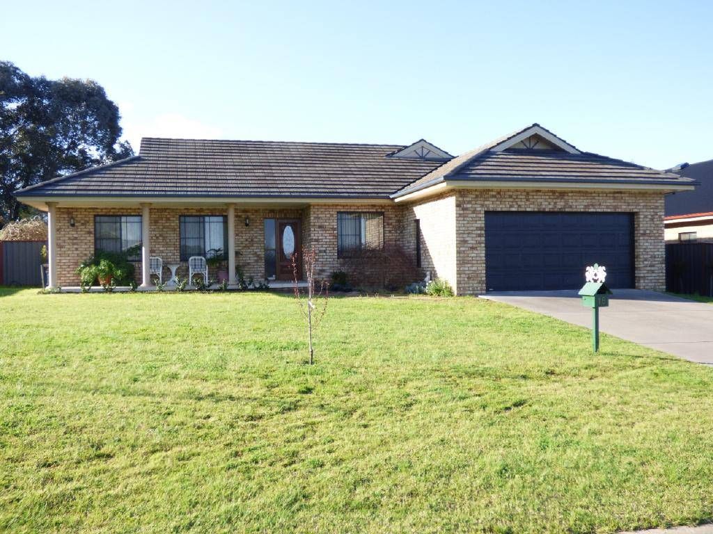 Cootamundra NSW 2590 4 beds house for Sale, 419,000 2013081097