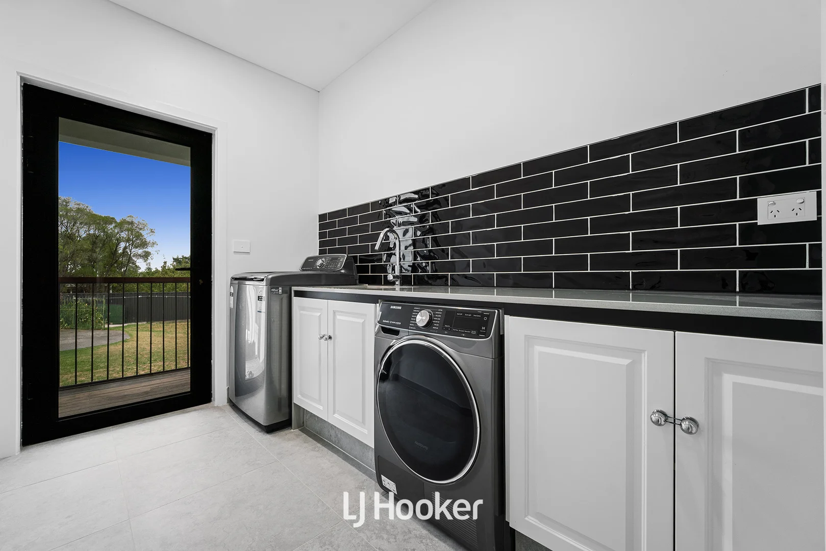 Additional image 27 of 51 - 52 Carolyn Close, Narre Warren North VIC 3804