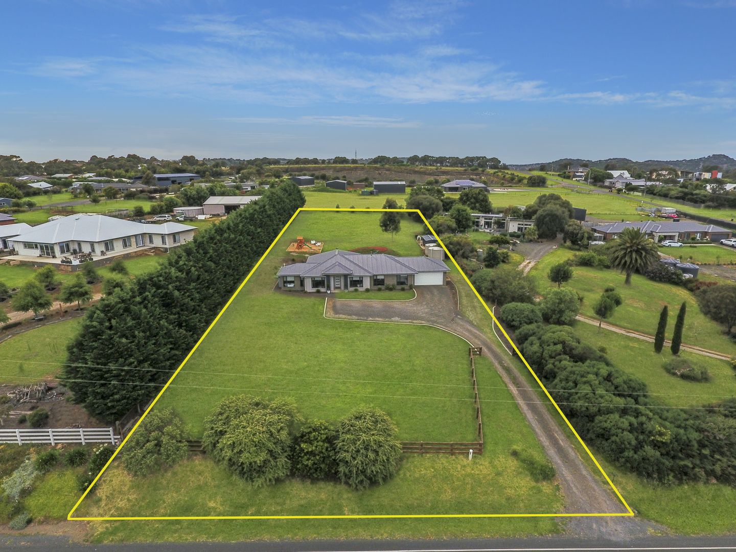 556 Koroit-Port Fairy Road, Koroit VIC 3282, Image 1