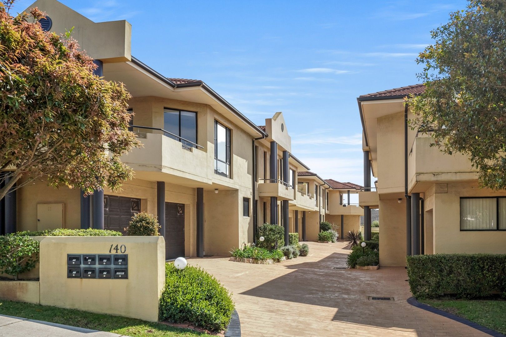 3 bedrooms Townhouse in 2/138 Stella Street TOOWOON BAY NSW, 2261