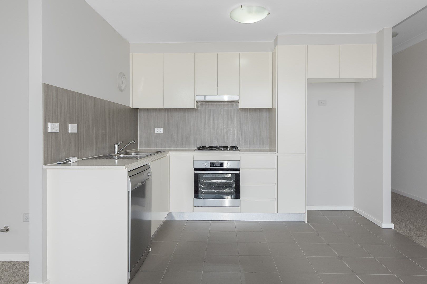 2 bedrooms Apartment / Unit / Flat in 92/69A-71 Elizabeth Street LIVERPOOL NSW, 2170
